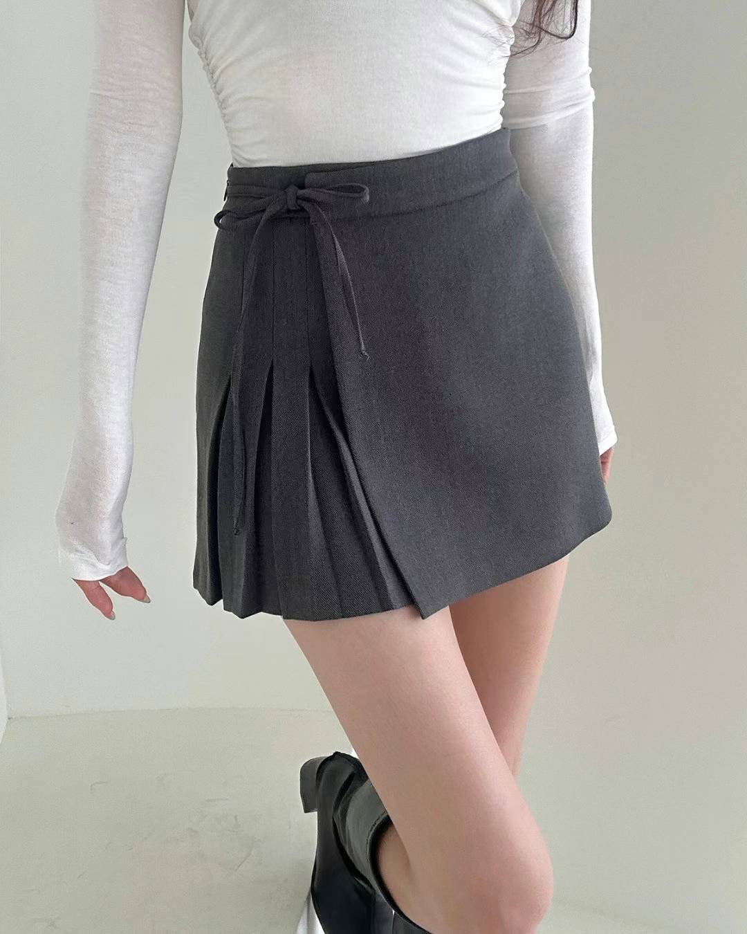 Korea 西裝料半百褶綁帶裙褲 Dress